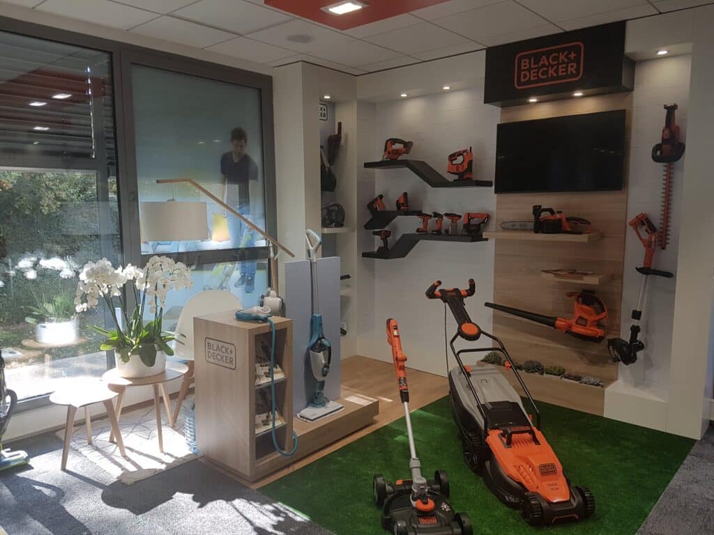 Le challenge de R2 Agencement : Faire cohabiter tous les produits d'un grand groupe