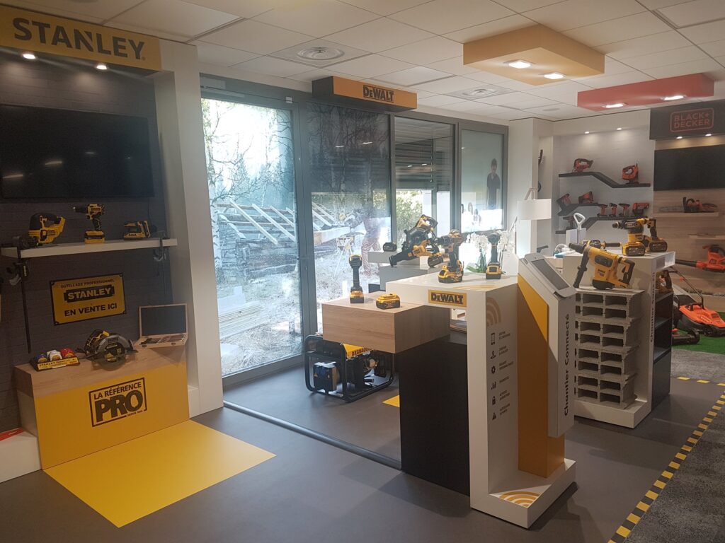 Aménagement et agencement pour SDBINC : espace multimarques