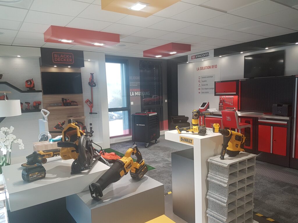 Agencement de l'espace multimarque SDBINC